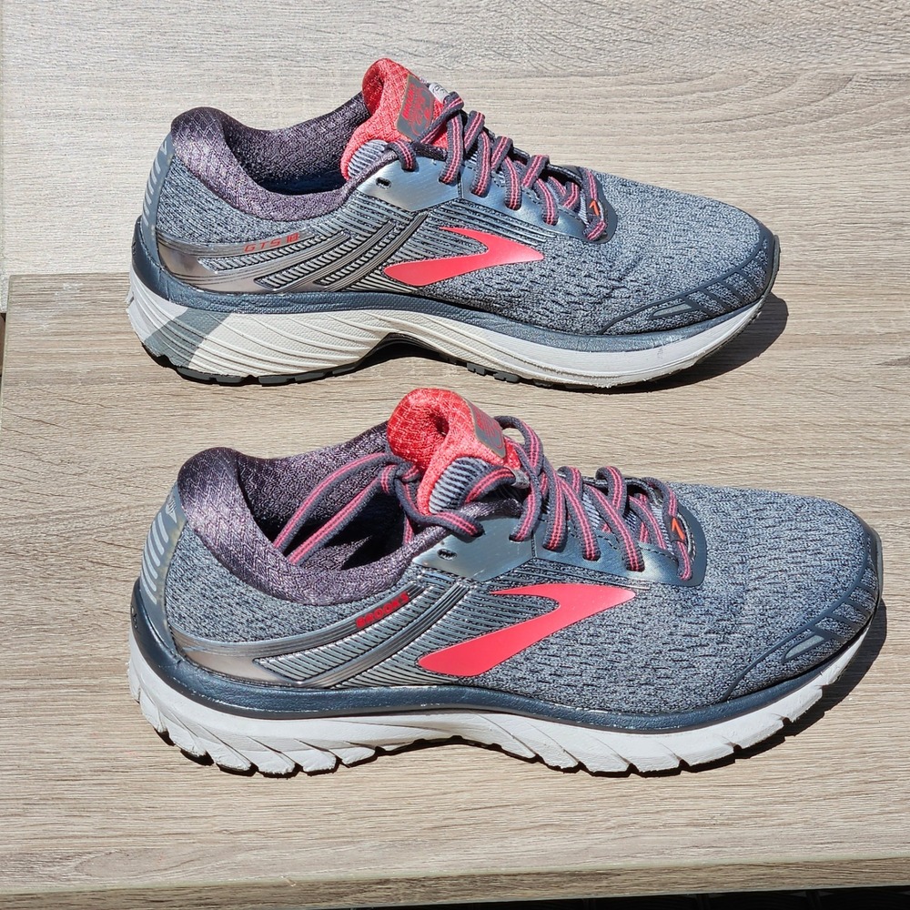 Brooks Adrenaline GTS 18 Womens 8 Wide Grey Coral Running Shoes‎ 1202681D081